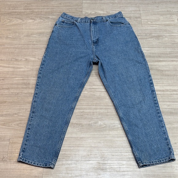 bonjour Denim - Vintage Bonjour 100% cotton jeans with a classic high-rise, straight-leg fit.